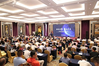 与您共5?G往开来 --不朽情缘精机新品面世 技术引领5G智造