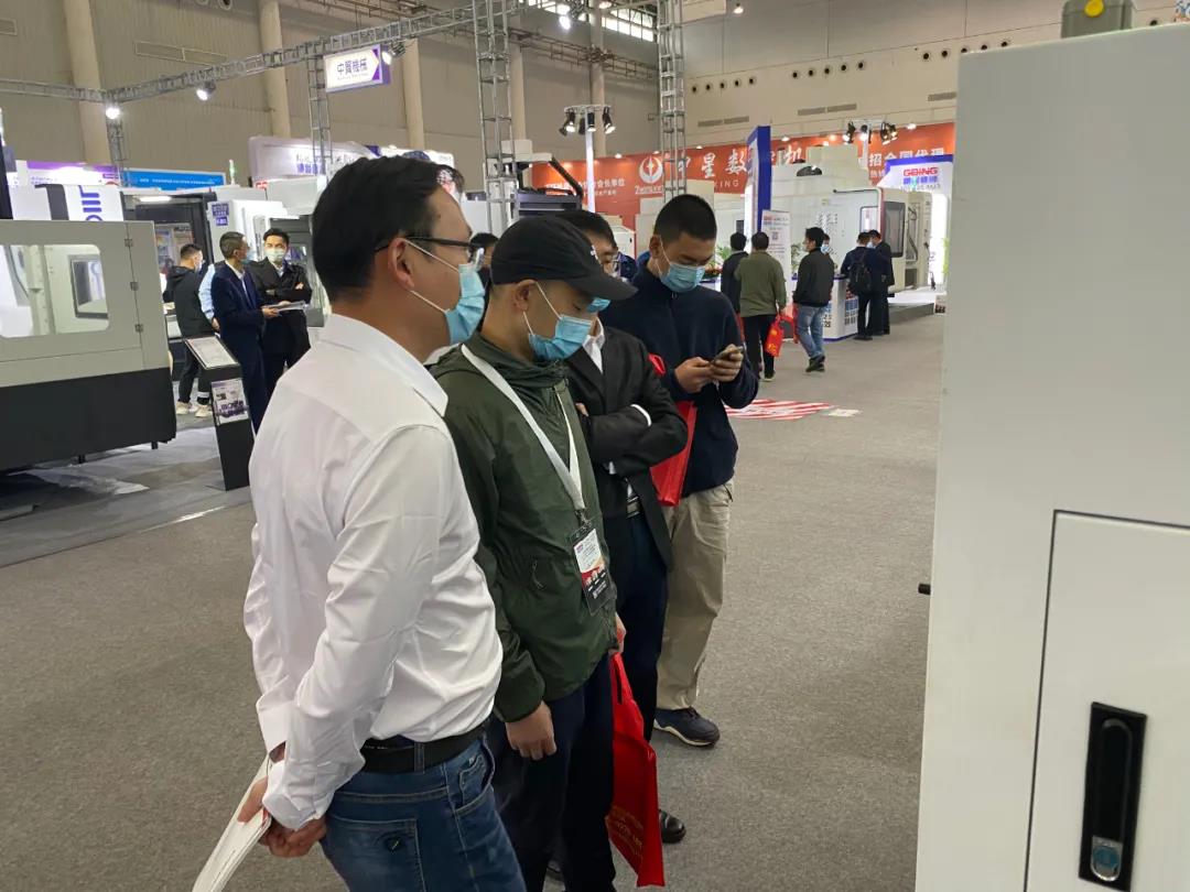 不朽情缘精机武汉机床展